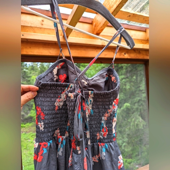 AEO grey spaghetti strap summer dress - Picture 2 of 3